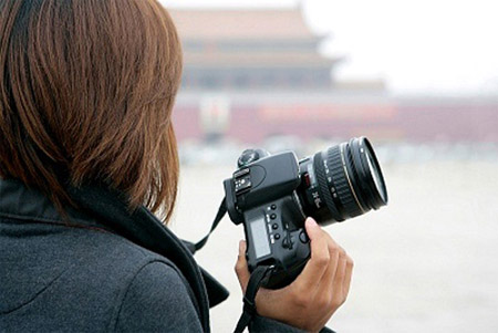 PHÓNG SỰ ĐÀI HTV