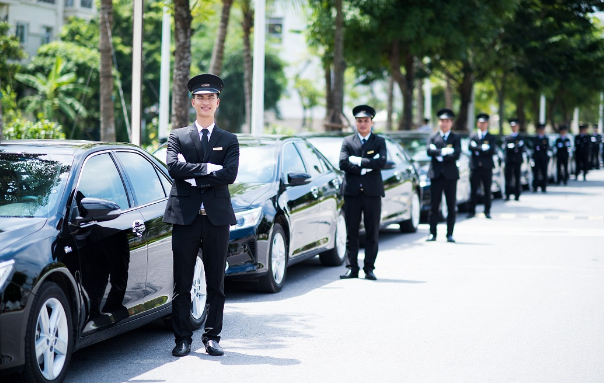 Tuyển 2 Tài Xế Giám Đốc